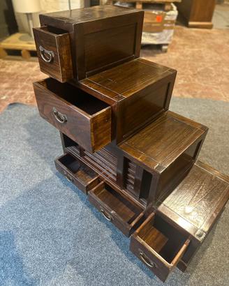 Raro Kaidan Tansu - Mobile a Scala Giapponese Anti