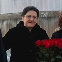 Babysitter e / o collaboratrice domestica