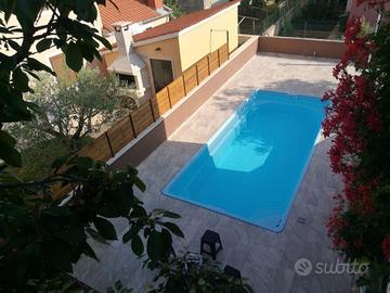 Piscina in vetroresina 5,0x3,2m con consegna