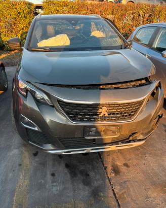 Peugeot 3008 del 2017 per ricambi