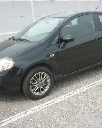 Fiat Punto 1.3 MJT II 75 CV 3 porte DYNAMIC