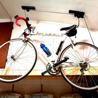 Bici da corsa taglia media