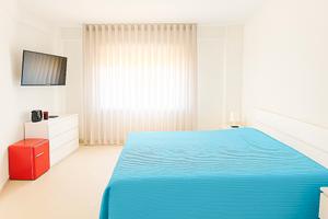 Camere in appartamento zona caposoprano