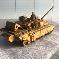 MAXI MODELLINO DI CARRO ARMATO CON OMINO VINTAGE