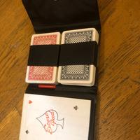 DOPPIO MAZZO CARTE POKER CON ASTUCCIO DA VIAGGIO