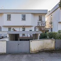 VILLASCHIERA TRICAMERE CON GIARDINO E TAVERNA!