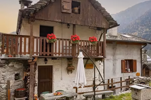 4 SPLENDIDE BAITE A SCHIERANCO – VALLE ANTRONA