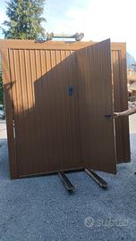 portone in ferro con porta L 2,45 x H 2,55