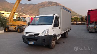 IVECO DAILY 35C12