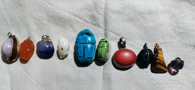 Ciondoli vintage assortiti 5 in pietre dure, 2 con