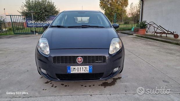 Fiat grande punto 1.3 diesel mtj neopatentati