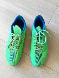 scarpe da calcio con tacchetti usate