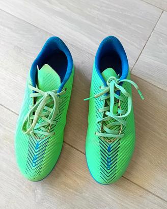 scarpe da calcio con tacchetti usate