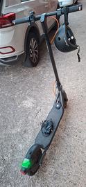 Monopattino ninebot F2 PLUS