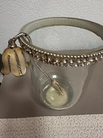 Vaso con spegnicandela