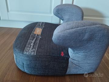 Rialzo sediolino auto