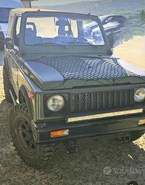 Suzuki Samurai