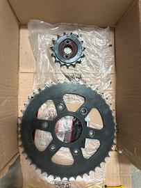 Pignone e corona Z15 Z45 usati