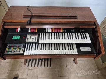 Organo a tastiera