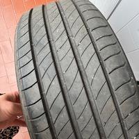 2 gomme Michelin estive R16