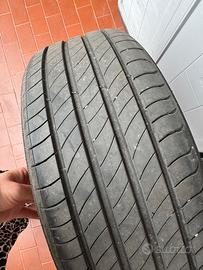 2 gomme Michelin estive R16