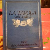 Libro sul galateo della tavola 