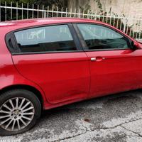 Alfa Romeo 147 1.9 JTD – da sistemare