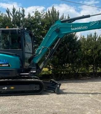 ESCAVATORE GIROSAGOMA SUNWARD SWE60UF - KUBOTA 36 