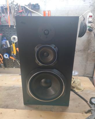 Casse / diffusori Toshiba potentissime.