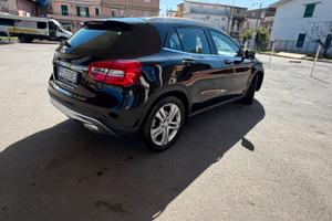 Mercedes Gla