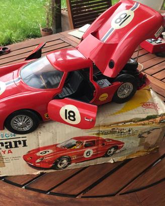 Ferrari 250 Le Mans