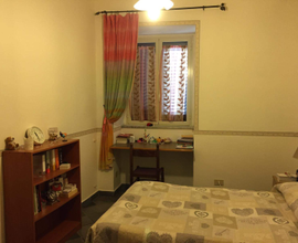 Stanza in centro per ragazza