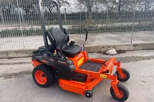 Trattorino tagliaerba Kubota Z1-421 Zero Turn