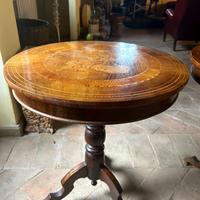 coppia di tavolinetti tondi antichi