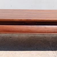 Tavolino da soggiorno.