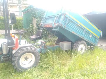 Moto agricola trattore