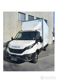 IVECO - Daily 35C16 con box in alluminio e sponda