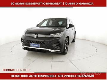 Volkswagen Tiguan 1.5 tsi ehybrid R-Line 204c...