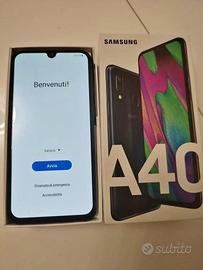 SAMSUNG A40