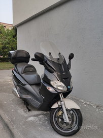 Piaggio X9