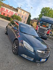 OPEL INSIGNIA 2.0 2011