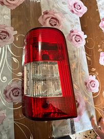 Faretto posteriore sinistro ligier