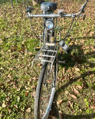Rossignoli con motore Garelli