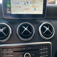 Apple car play Mercedes