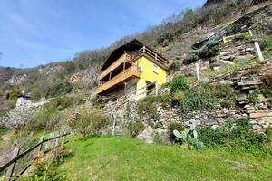 CASA INDIPENDENTE A PIANCOGNO