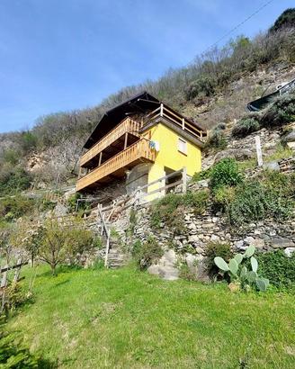 CASA INDIPENDENTE A PIANCOGNO