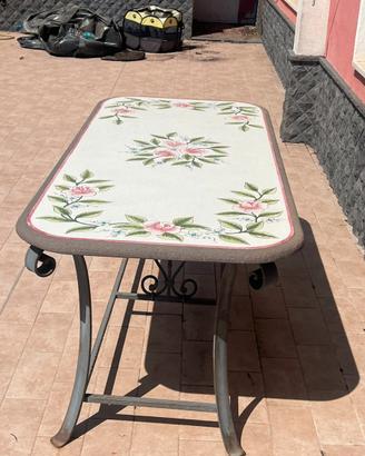 Tavolo in pietralavica