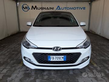 HYUNDAI i20 1.2 84cv 5 porte Style *TETTO APRIBI