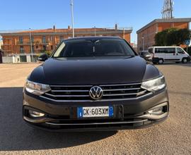 VOLKSWAGEN Passat 8ª serie - 2022