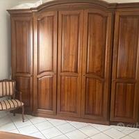 Camera da letto completa in legno massello